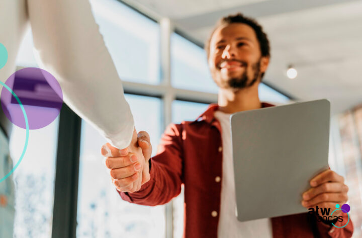 Como pedir indicação de emprego sem parecer insistente