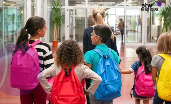 Férias escolares sem viagem: como transformar a rotina das crianças sem gastar muito